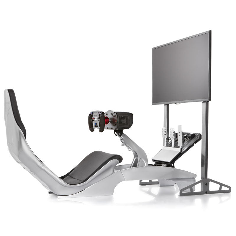 Nærbilde av festepunkter på Playseat TV-Stand PRO
