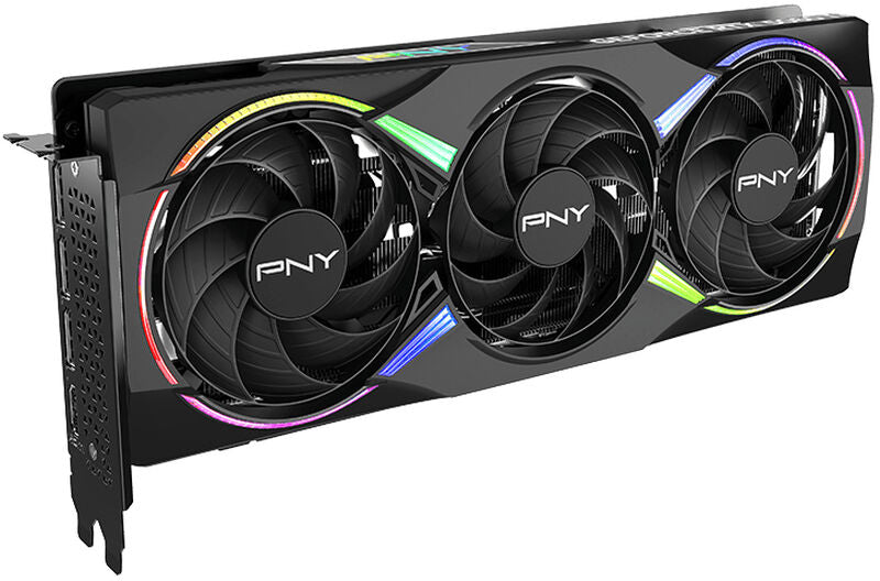 Detaljbilde av kjølevifter på PNY RTX 5060 Ti Epic-X RGB OC grafikkort
