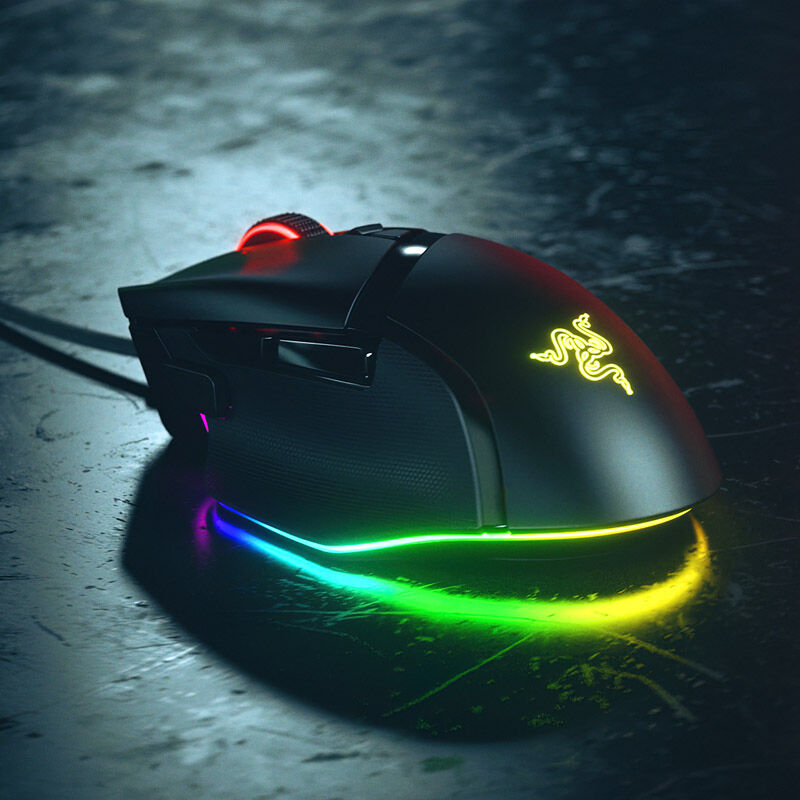 Razer Basilisk V3 kablet gamingmus RGB-lys i mørkt rom