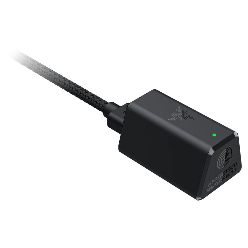 Razer BlackShark V3 Pro trådløst gamingheadset montert på hodet