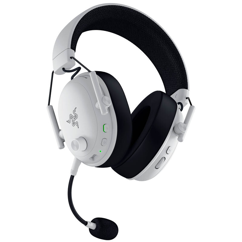 Detaljbilde av øreputer på Razer BlackShark V3 trådløst gamingheadset 7.1 hvit