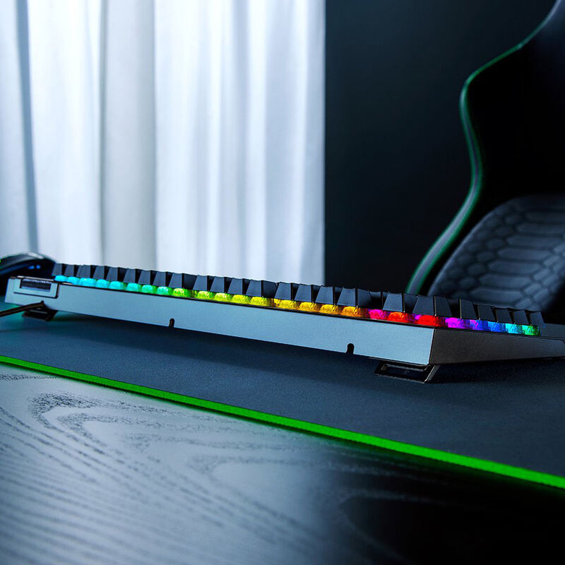 Detalj av Razer BlackWidow V4 X gamingtastatur Green Switch taster