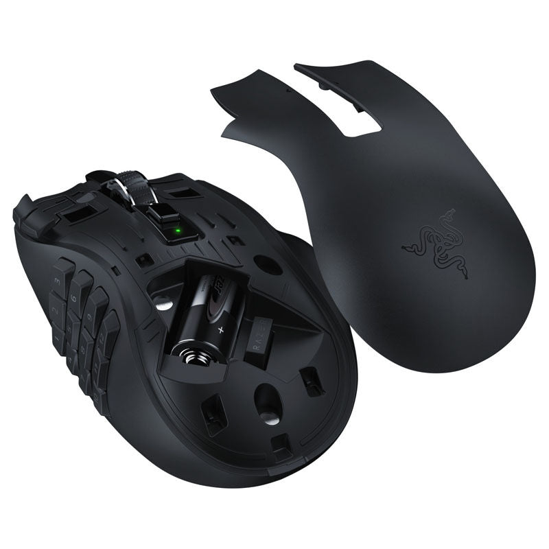 Razer Naga V2 HyperSpeed trådløs gamingmus nærbilde av sensor