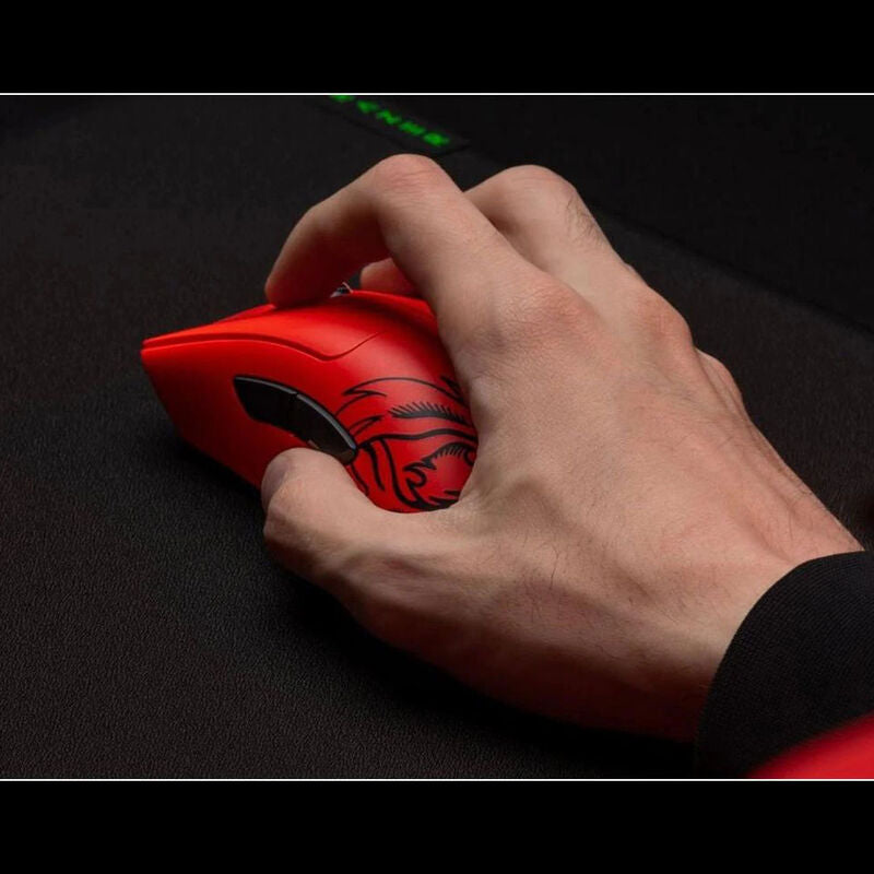 Razer Viper V3 Pro Faker Edition trådløs gamingmus 35K DPI rød nærbilde