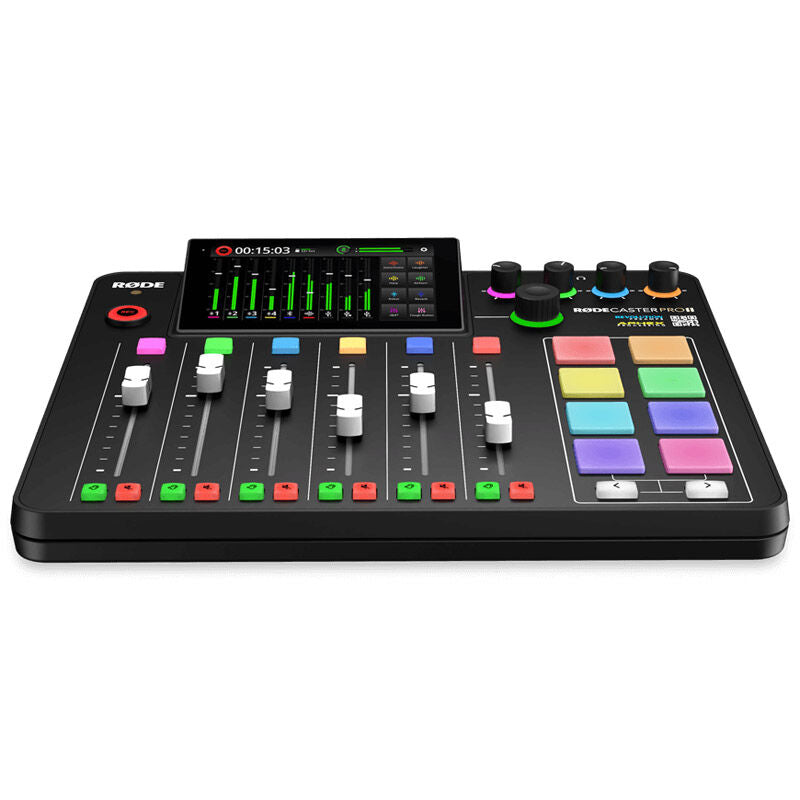 Detalj av Rode Rodecaster Pro II audioproduksjonsstudio svart kontroller