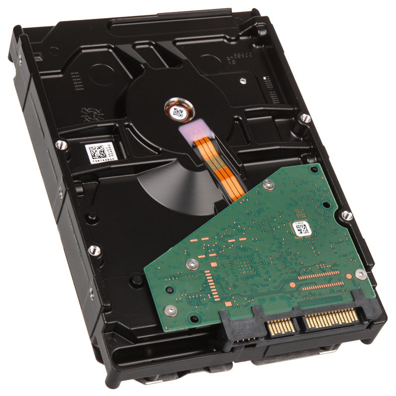 Seagate BarraCuda 3,5" harddisk 8 TB SATA 5400 RPM 256 MB nærbilde av etikett