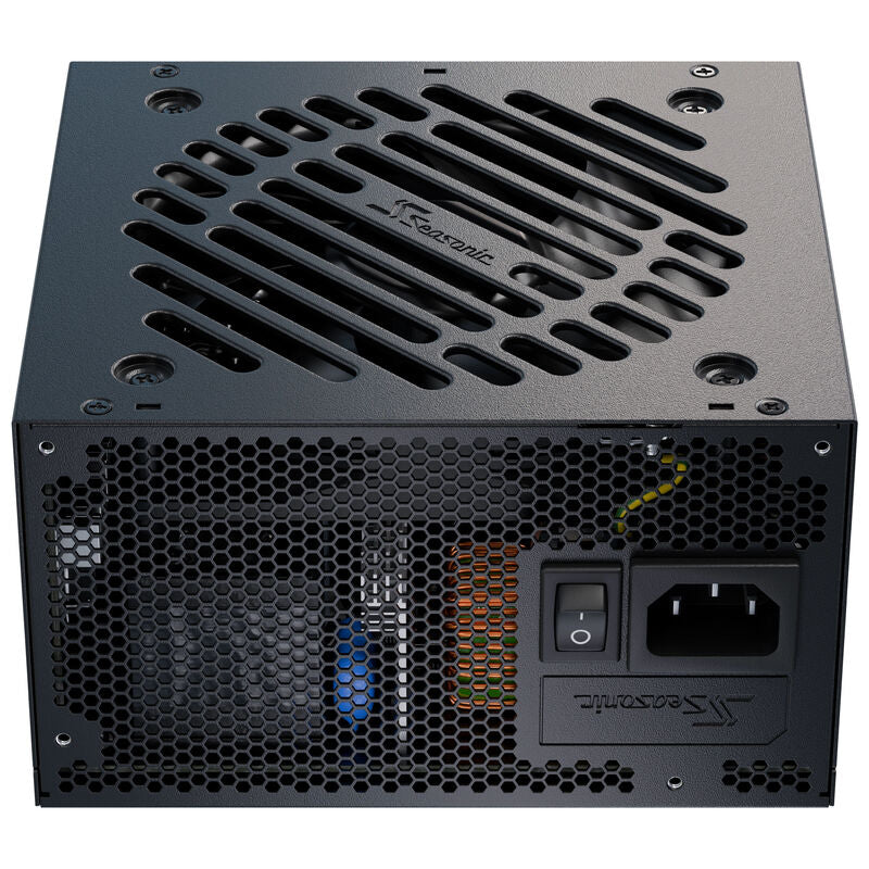Seasonic Core GX strømforsyning montert i PC-kabinett