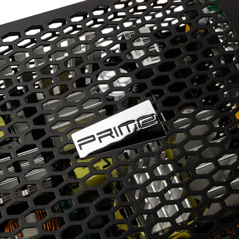 Seasonic Prime Fanless TX strømforsyning 700 W montert i PC