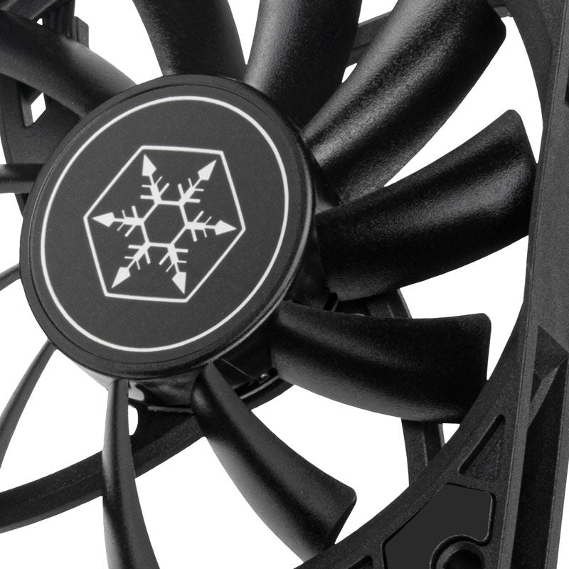 SilverStone Air Slimmer SST-AS90B slimvifte nærbilde av 4-pin PWM-kontakt