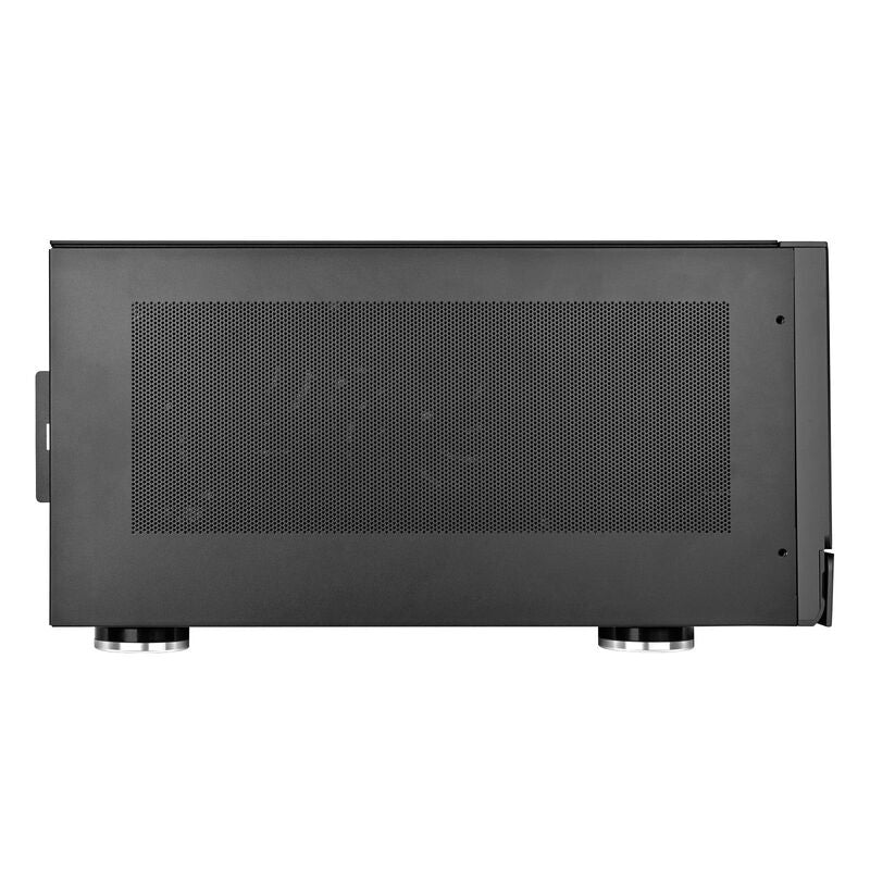 SilverStone Crown 04 HTPC-kabinett SSI-EEB mørkegrå nærbilde USB-C port