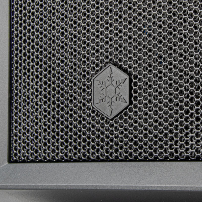 Oversikt over SilverStone Fara R311 Micro-ATX kabinett innsiden
