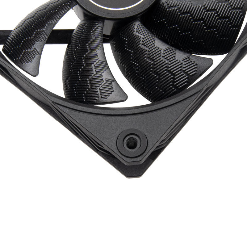 SilverStone Shark Force vifte 120 mm PWM svart viftebladdetalj