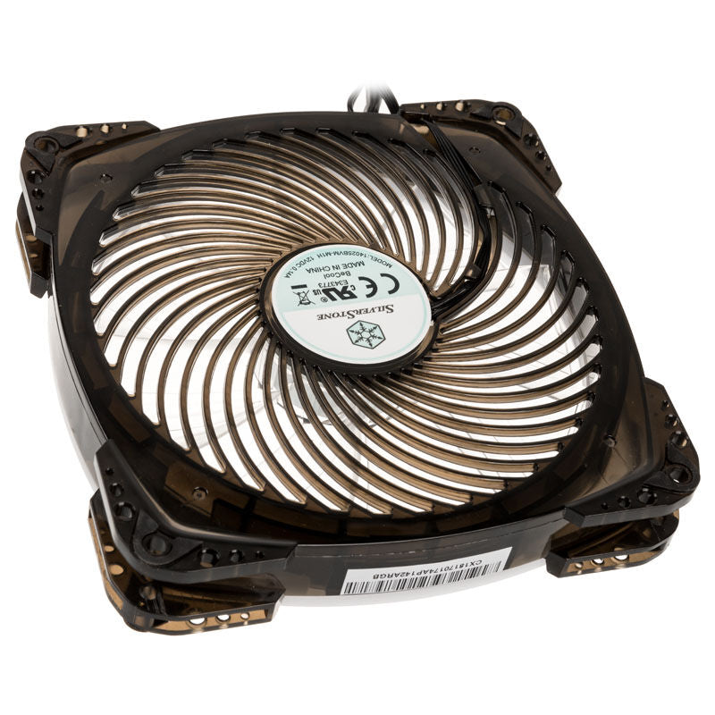 SilverStone SST-AP142-ARGB vifte 140 mm PWM ARGB montert i PC-kabinett