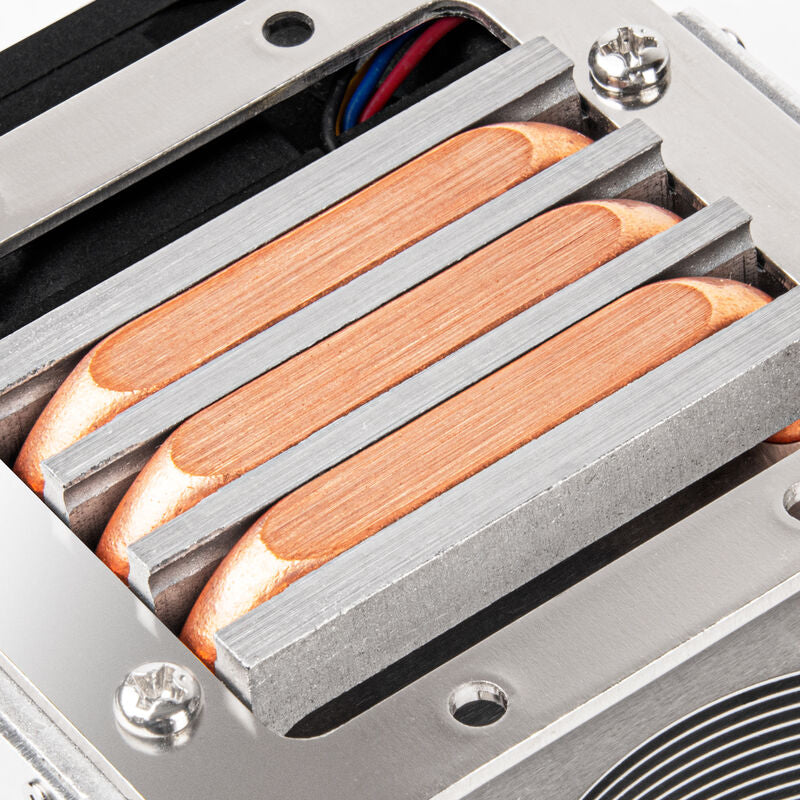 SilverStone SST-AR09-AM4 CPU-kjøler montert i PC