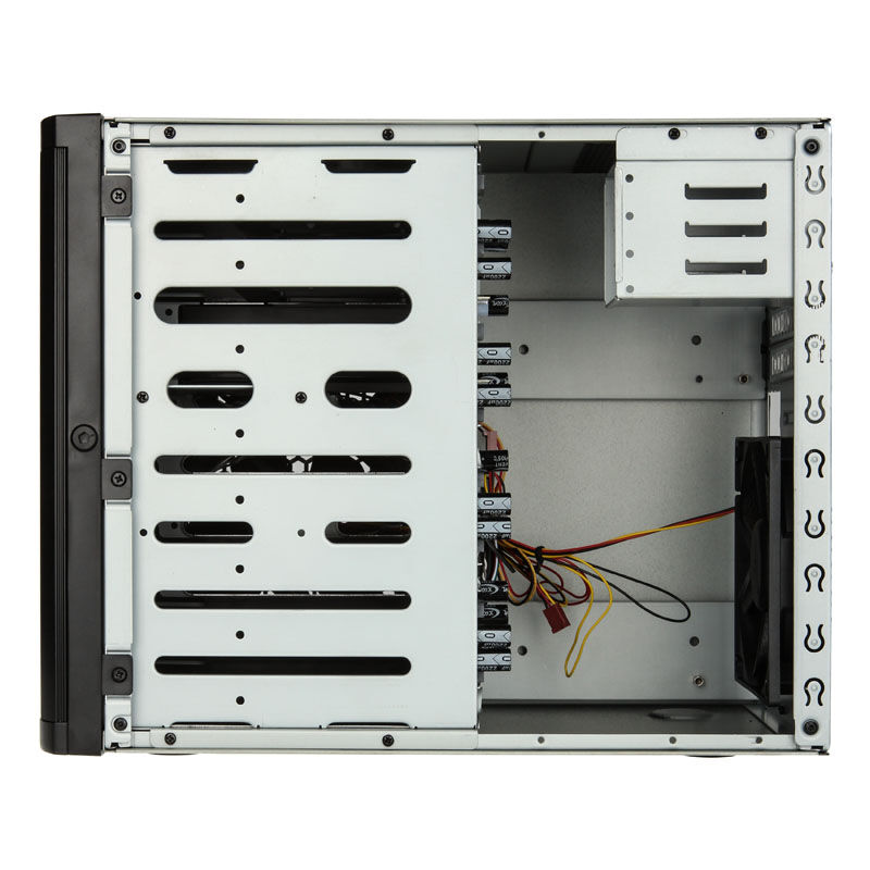 Detaljbilde av SilverStone SST-DS380B NAS-kabinett frontpanel