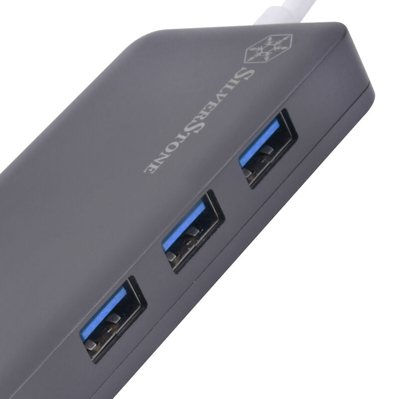 SilverStone SST-EP14C USB-C hub HDMI 3x USB-A USB-C nærbilde av HDMI-port