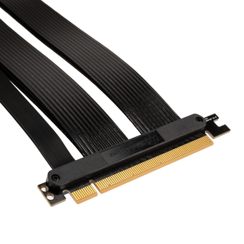Detalj av SilverStone SST-RC05-220 PCIe 4.0 x16 riserkabel kontakt