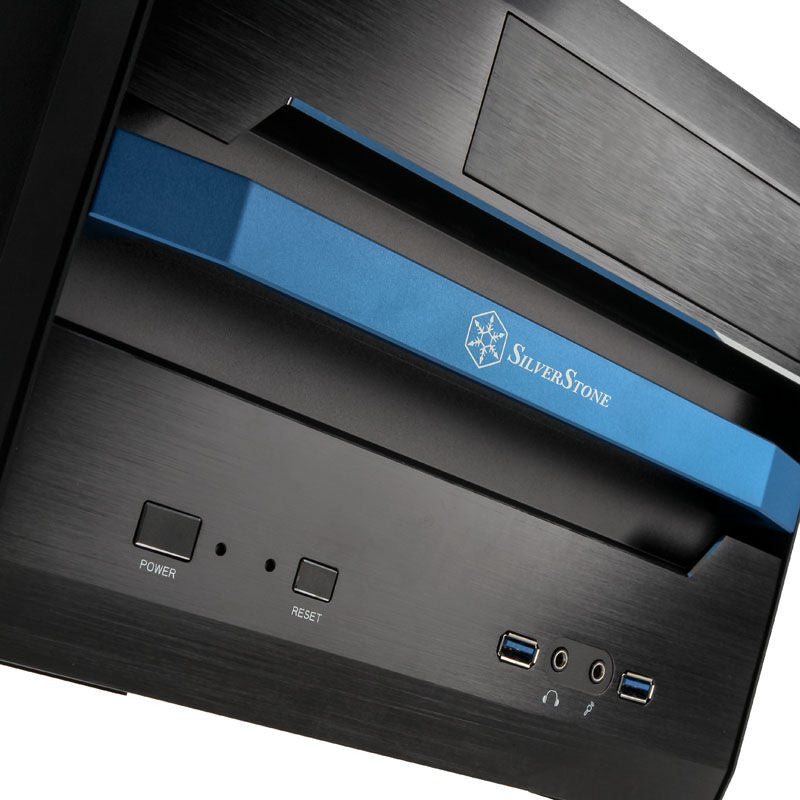 Nærbilde av ventilasjon på SilverStone SST-SG12B Sugo kabinett Micro-ATX svart