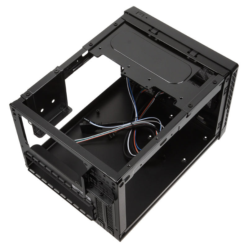 Montert SilverStone SST-SG13B-Q Sugo Mini-ITX kubekabinett svart med komponenter
