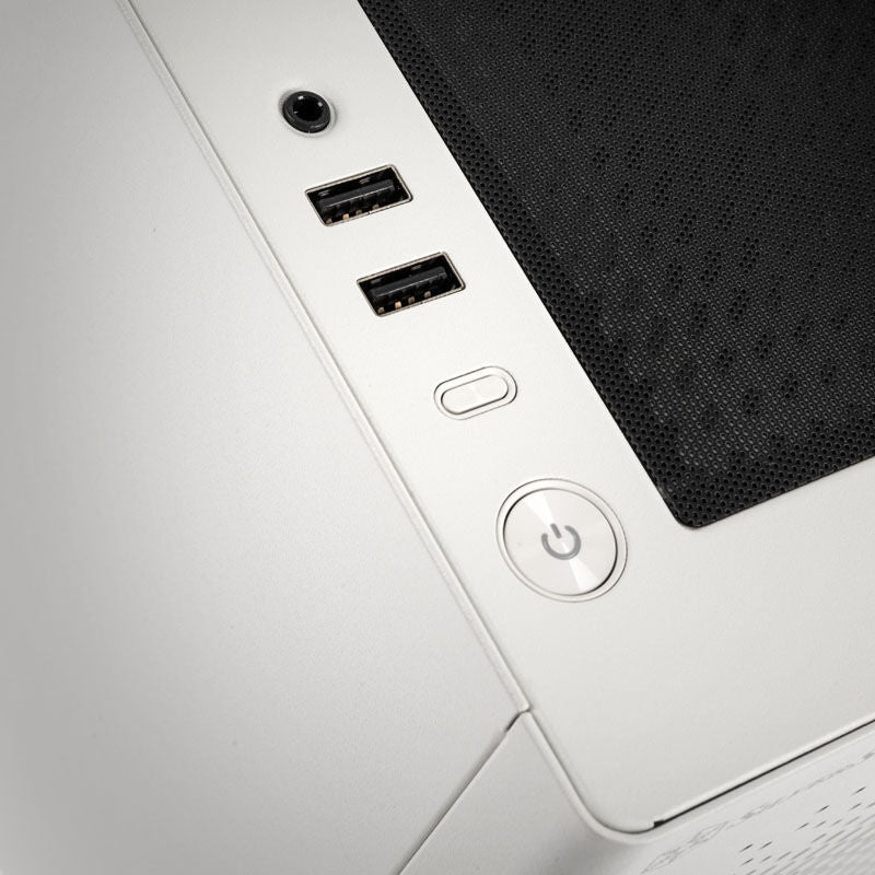 SilverStone SST-SG16W Mini-ITX kabinett mesh hvit nærbilde av I/O-panel