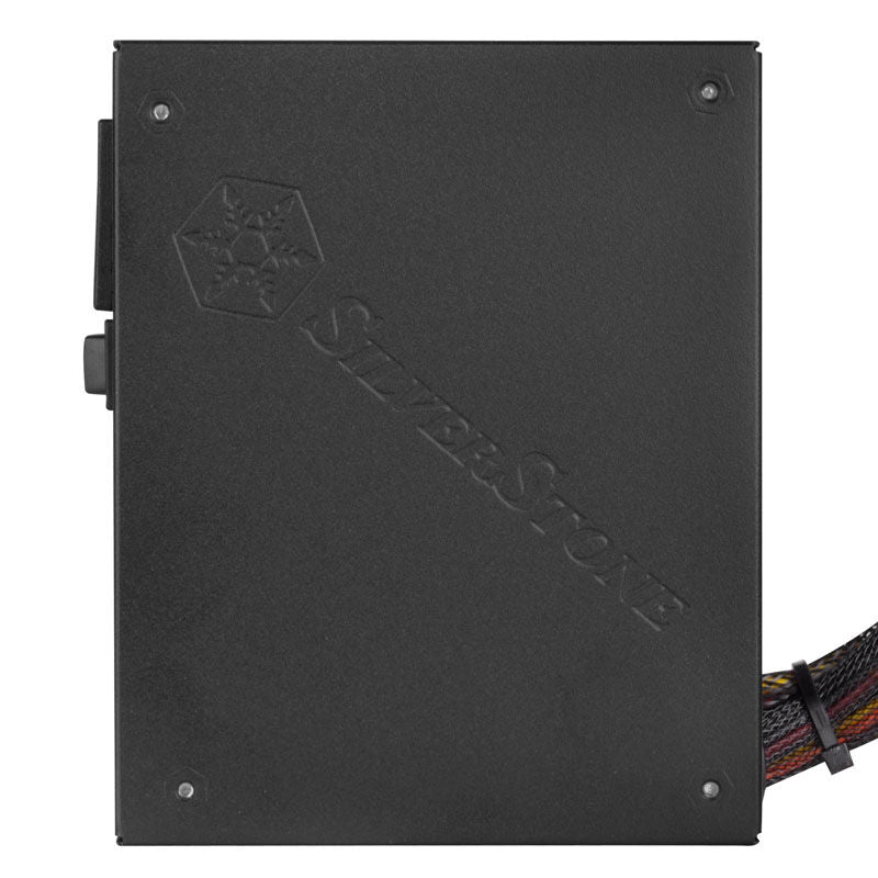SilverStone SST-ST45SF V3.0 montert i Mini-ITX kabinett
