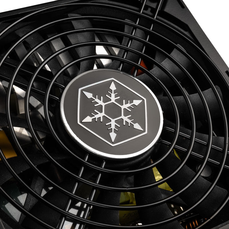 Detalj av SilverStone SST-SX800-LTI v1.2 vifte