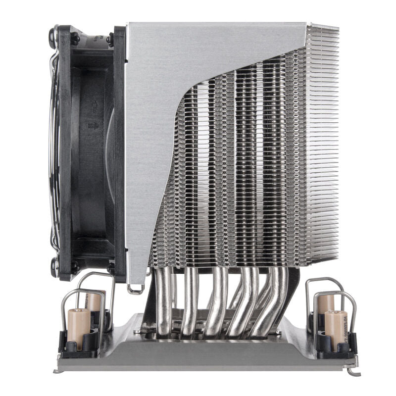 Detalj av Silverstone SST-XE04-4189B CPU-kjøler heatpipes