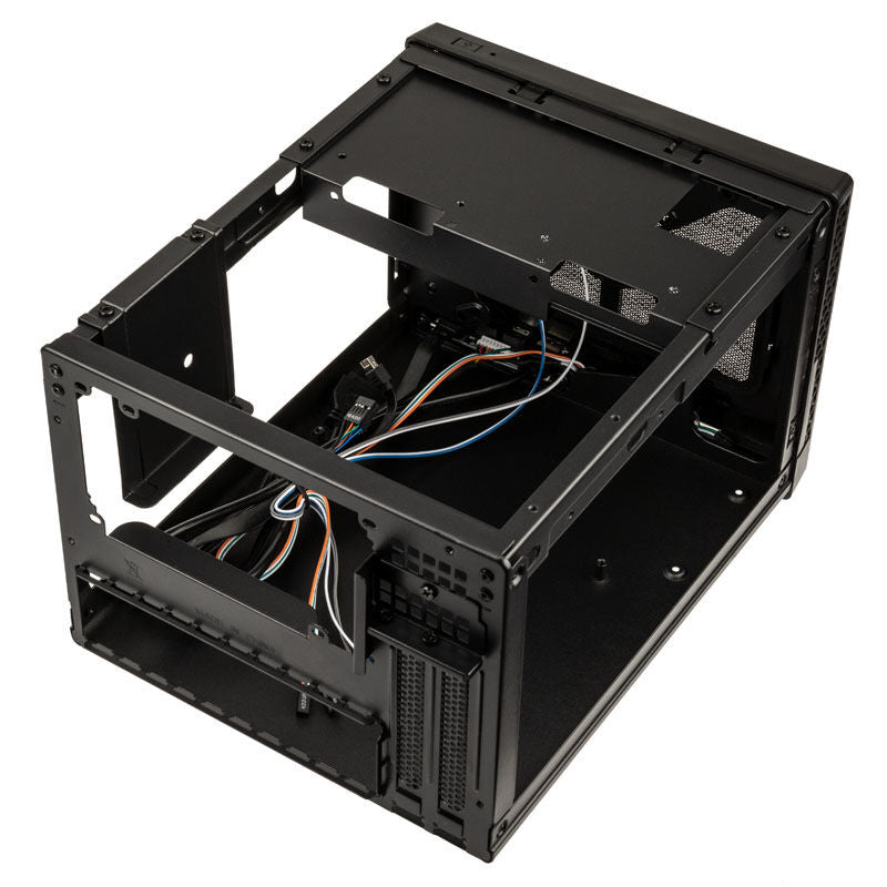SilverStone Sugo SG13B-C kabinett montert med komponenter