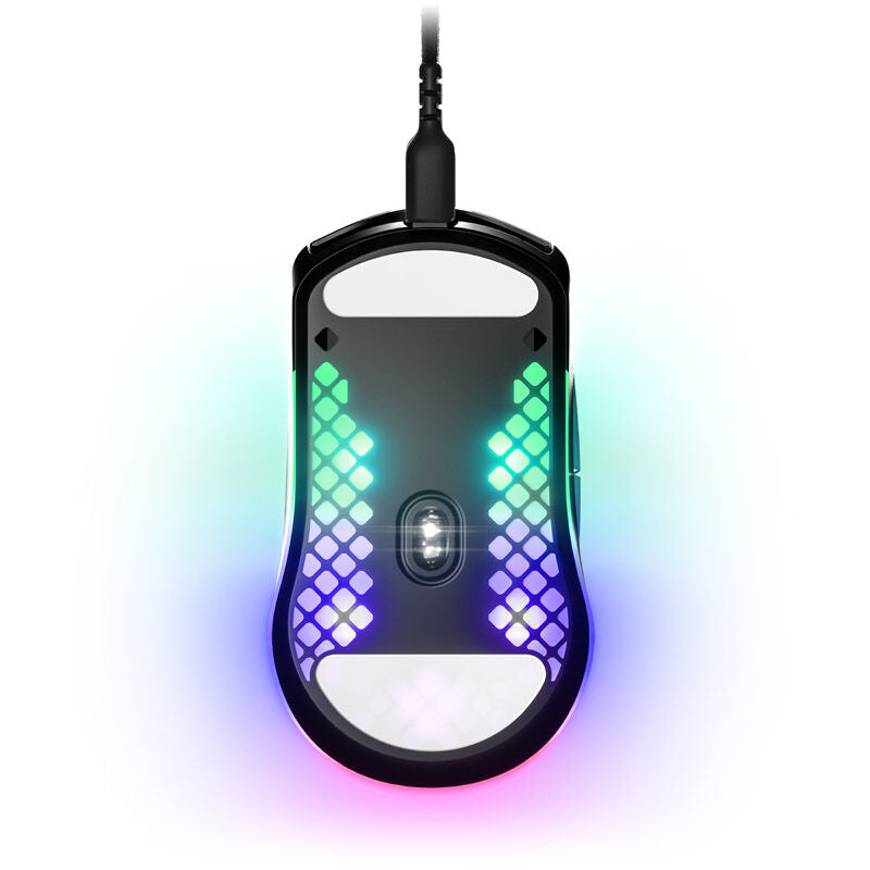 Nærbilde av knappene på SteelSeries Aerox 3 gamingmus RGB 8500 DPI matt svart