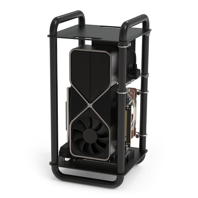 Nærbilde av USB-porter på Streacom DA6 XL Mini-ITX kabinett open frame svart