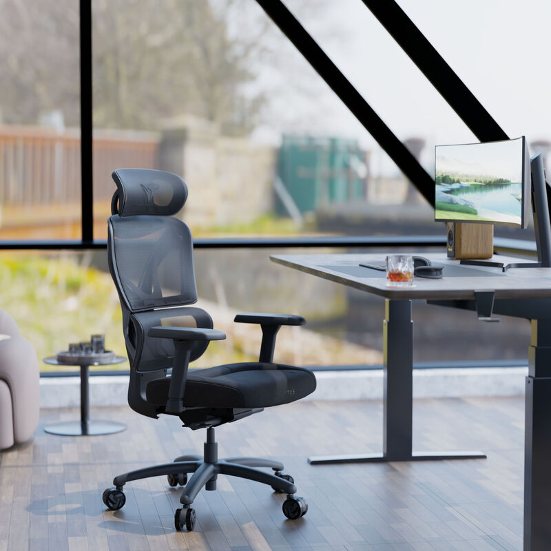 Oversikt av ThunderX3 XTC Cushion ergonomisk gamingstol i svart mesh