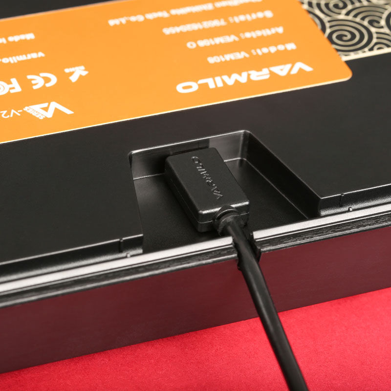 Nærbilde av PBT-tastaturhetter på Varmilo VEA108 Beijing Opera mekanisk gamingtastatur MX-Brown US
