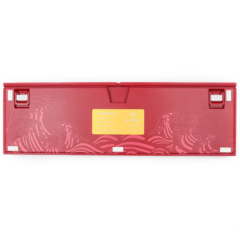 Nærbilde av Cherry MX Silent Red bryter i Varmilo VEA108 Koi gamingtastatur