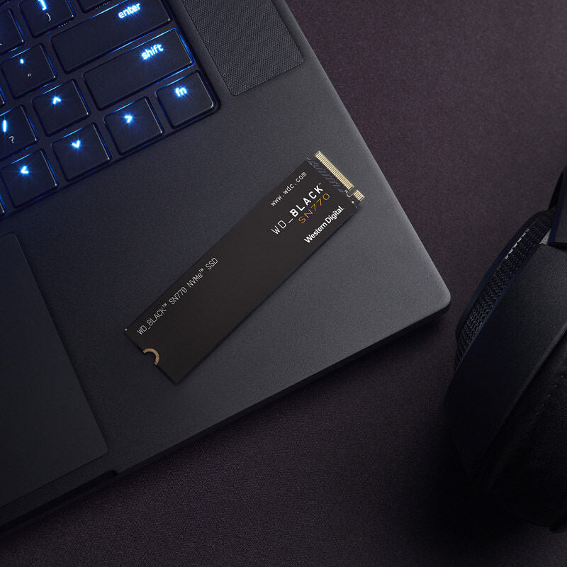 WD Black SN770 NVMe SSD 1 TB PCIe 4.0 M.2 2280 nærbilde