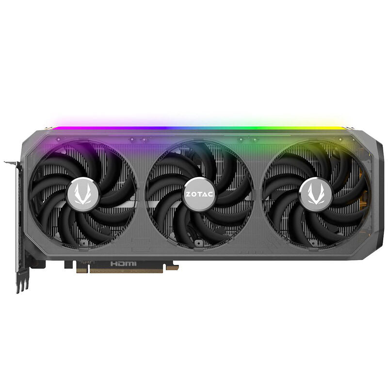 Nærbilde av ZOTAC GAMING RTX 5090 AMP Extreme INFINITY viftesystem